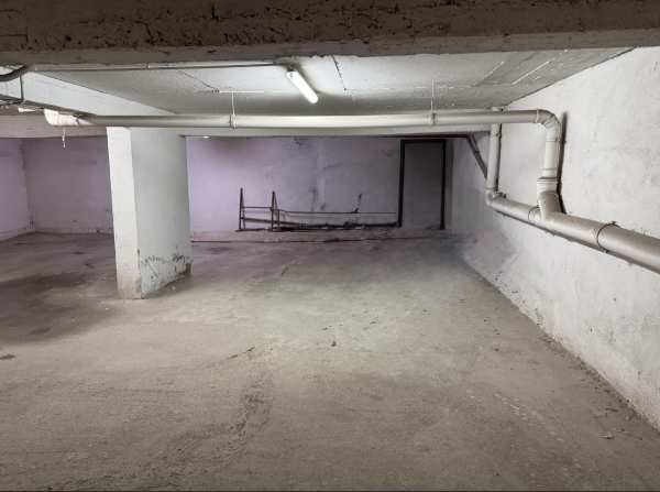 Продава гараж, паркомясто, гр. пловдив, център