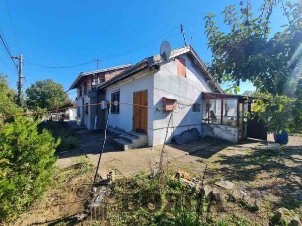 Продава къща, гр. русе, чародейка - север