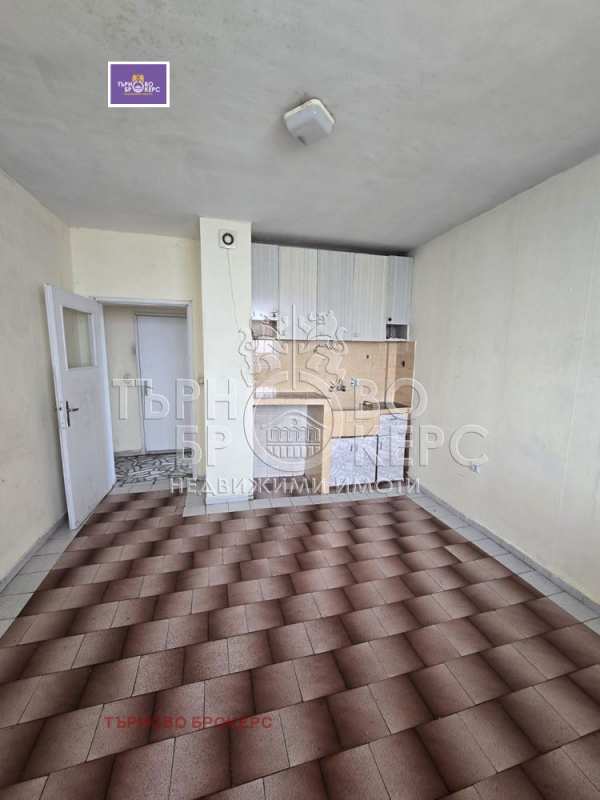 Продава 3-стаен, гр. велико търново, бузлуджа