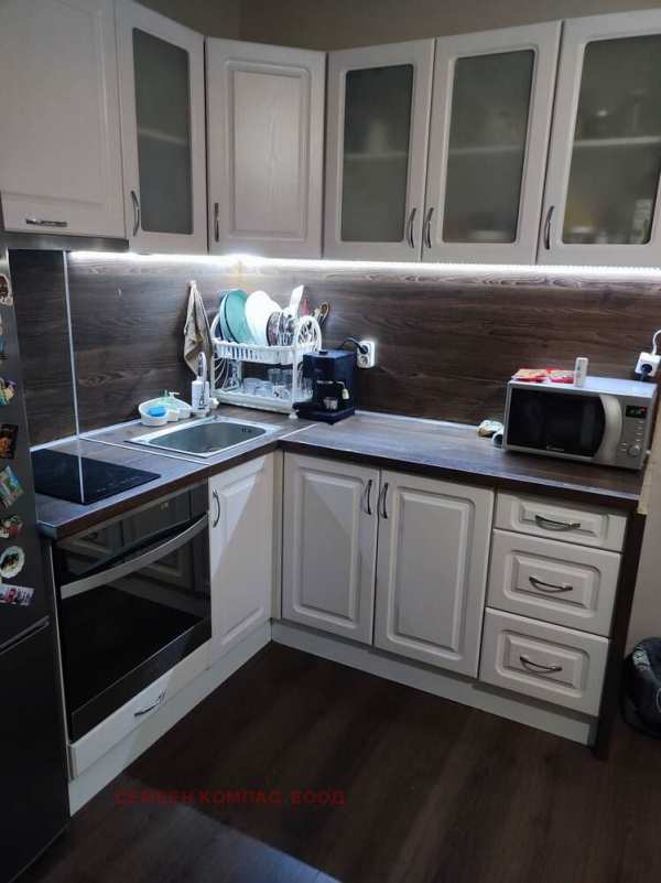 Продава 3-стаен, гр. пловдив, тракия