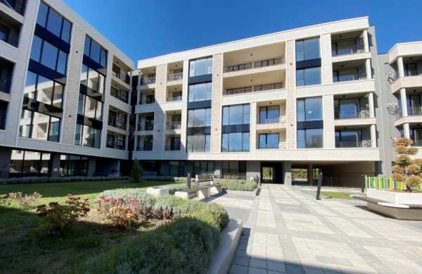 Продава 4-стаен, гр. пловдив, христо смирненски