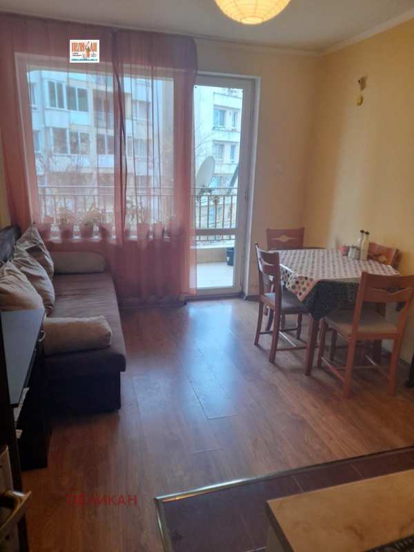 Продава 2-стаен, гр. велико търново, център