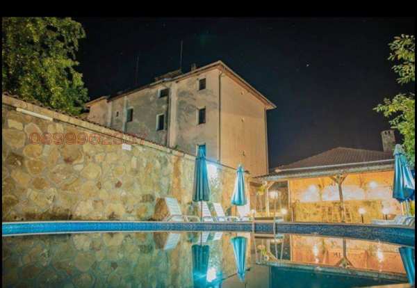 Продава хотел, гр. априлци, област ловеч