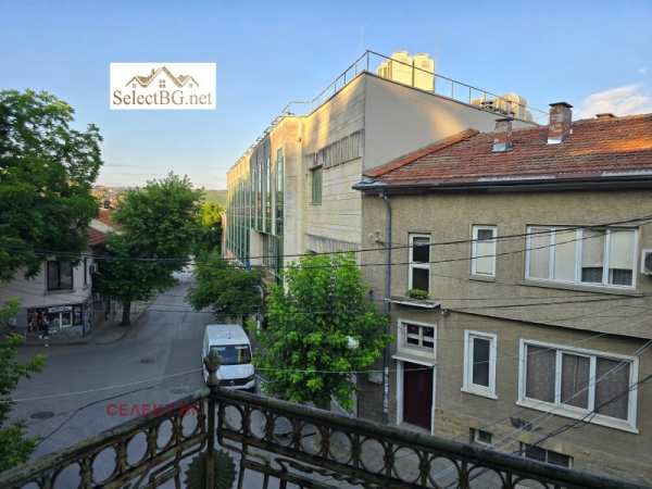 Продава къща, гр. велико търново, център