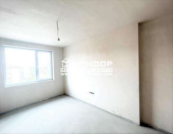 Продава 3-стаен, гр. пловдив, кючук париж