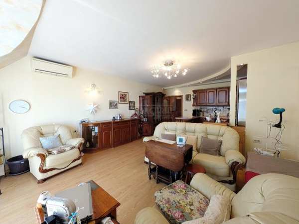 Продава мезонет, гр. велико търново, център