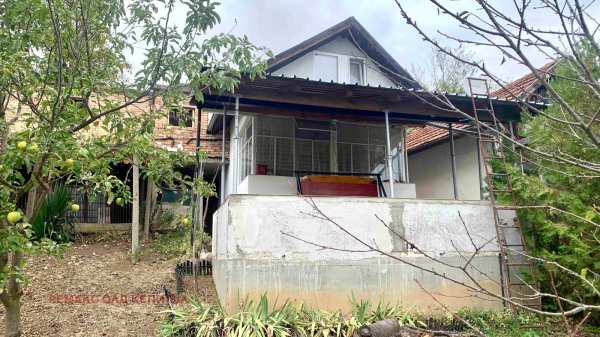 Продава вила, гр. велико търново, м-т козлуджа