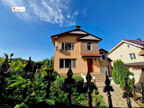 Продава къща, гр. варна, м-т боровец - юг