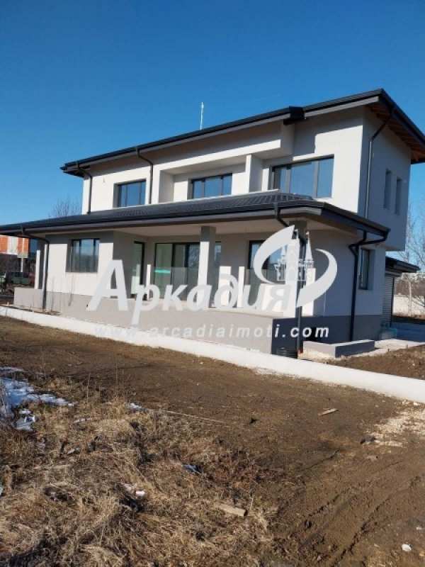 Продава къща, гр. пловдив, остромила