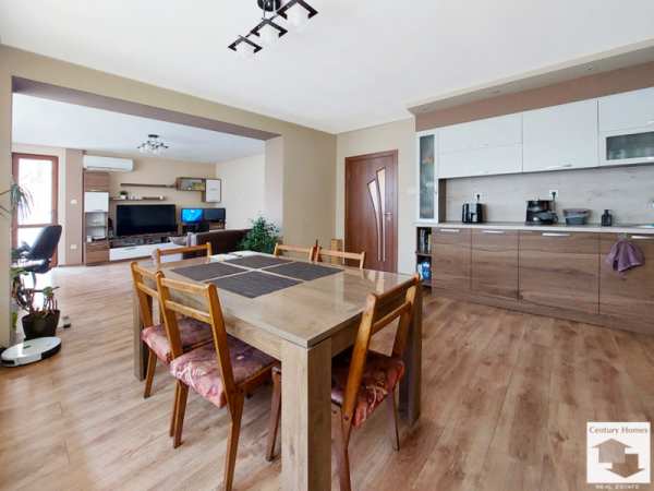 Продава 4-стаен, гр. велико търново, център