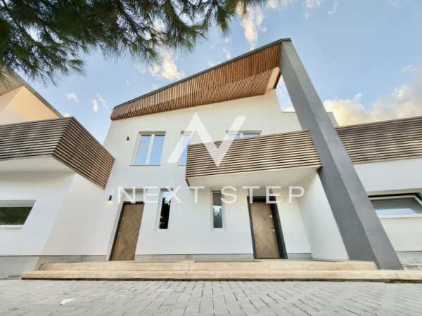 Продава къща, гр. пловдив, христо смирненски