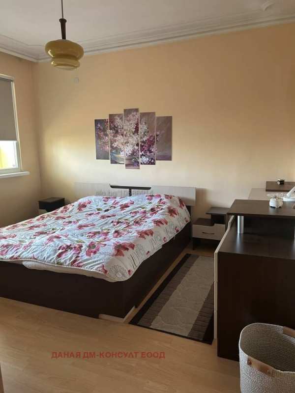 Продава многостаен, гр. шумен, пазара