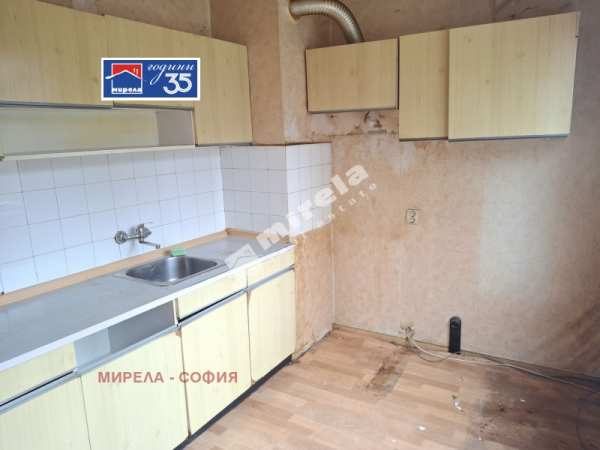 Продава 2-стаен, гр. софия, слатина