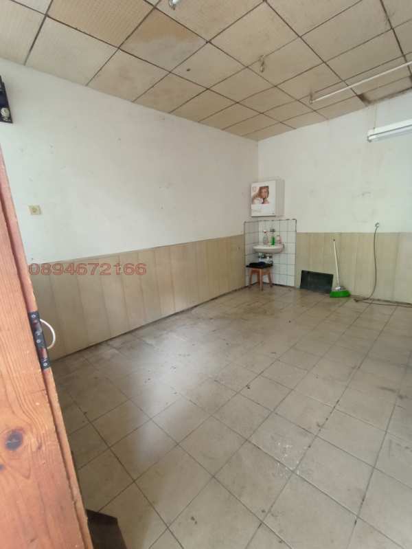 Продава склад, гр. пазарджик, център