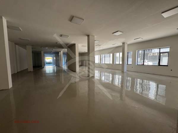 Продава магазин, гр. пловдив, център