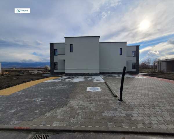 Продава къща, гр. пловдив, остромила