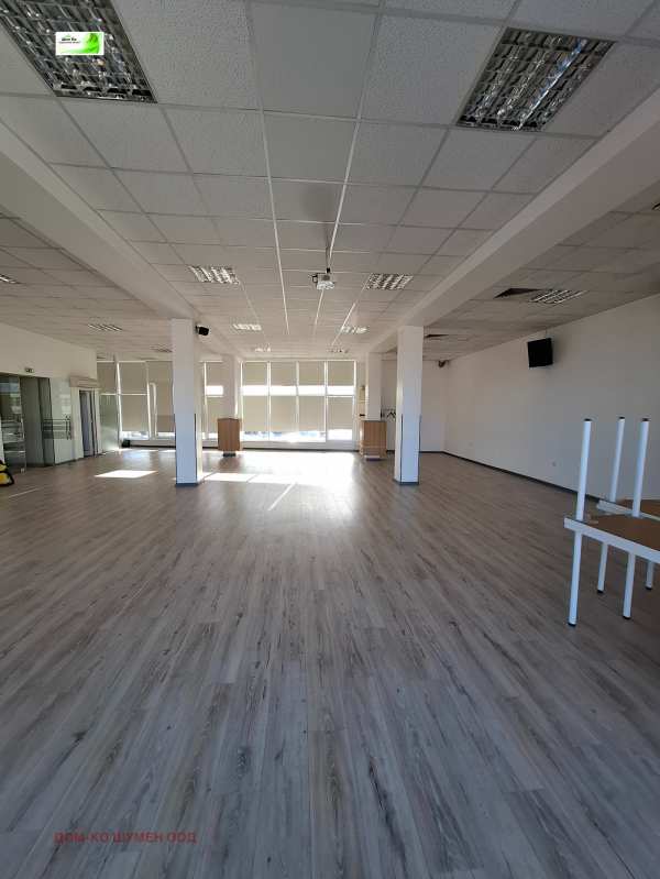 Дава под наем офис, гр. шумен, център