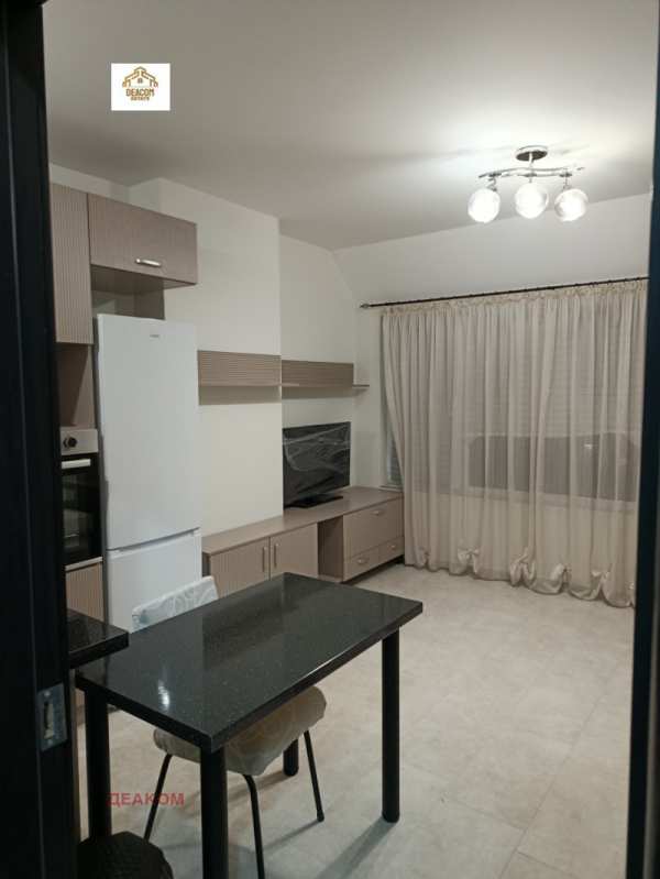 Дава под наем 3-стаен, гр. пловдив, младежки хълм