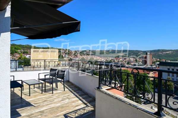 Дава под наем 2-стаен, гр. велико търново, център