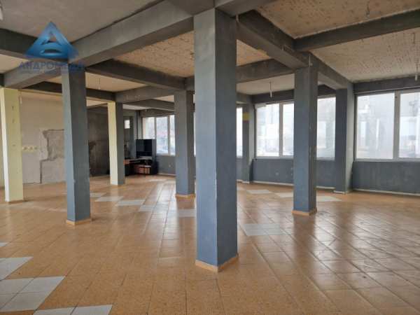 Дава под наем пром. помещение, гр. плевен, дружба 1