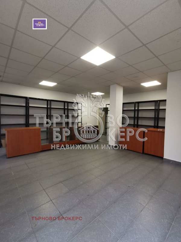 Дава под наем  магазин град Велико Търново, Колю Фичето
      64 кв.м