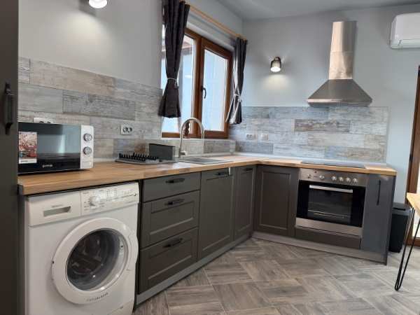 Дава под наем къща, гр. велико търново, стара част