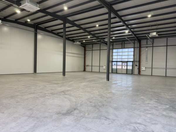 Дава под наем склад, гр. пловдив, индустриална зона - юг