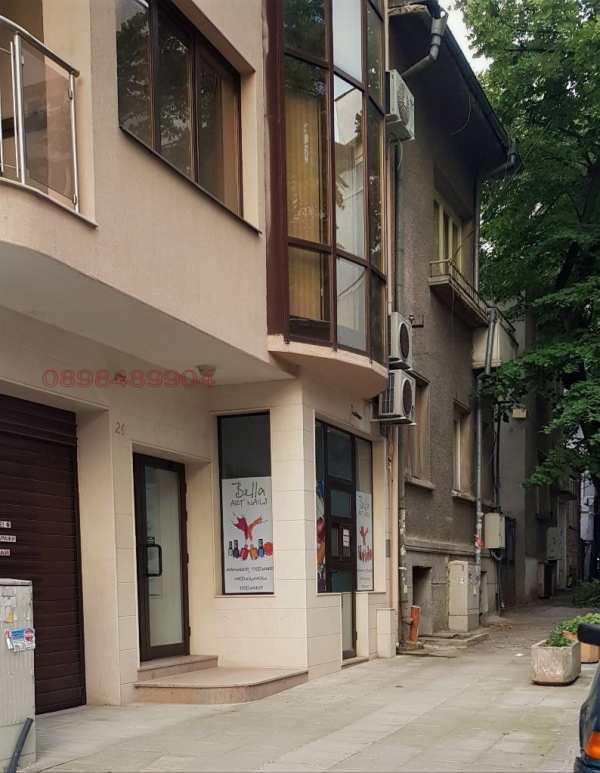 Дава под наем бизнес имот, гр. варна, централна поща