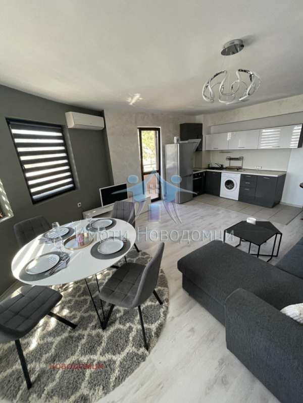 Дава под наем  2-стаен град Шумен, Пазара
      70 кв.м