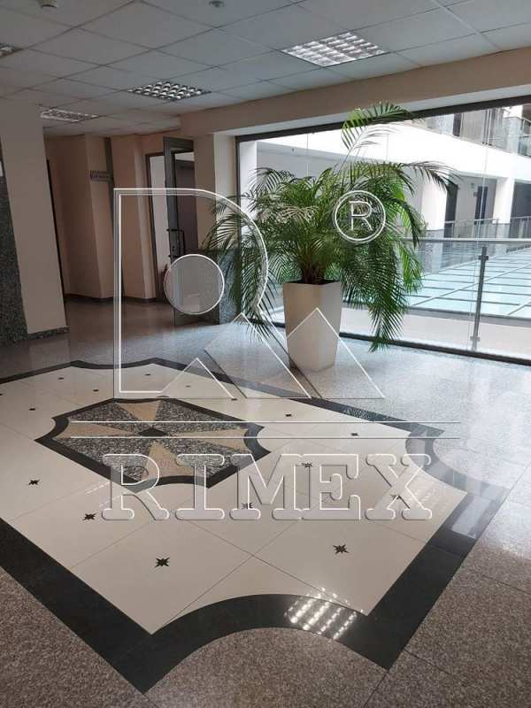 Дава под наем офис, гр. пловдив, център