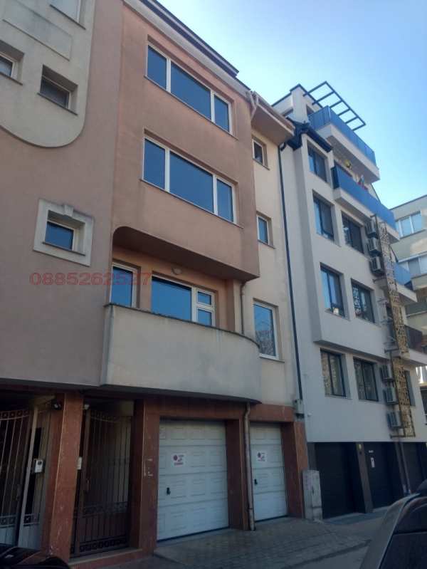 Дава под наем къща, гр. пловдив, център