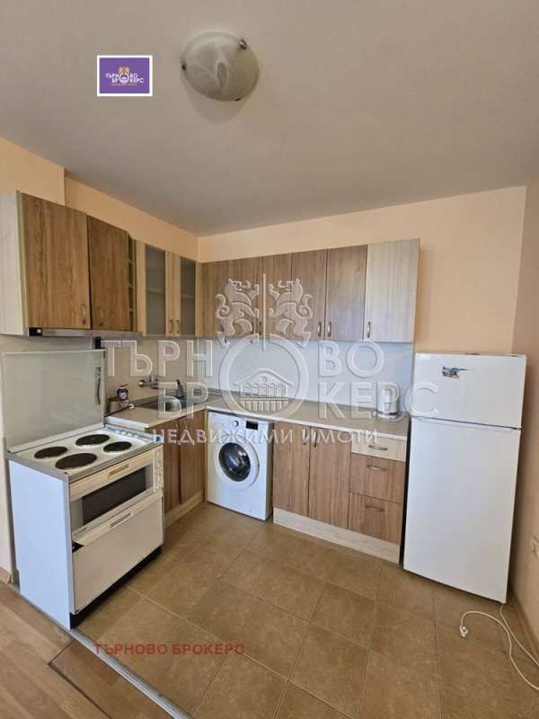 Дава под наем 3-стаен, гр. велико търново, акация