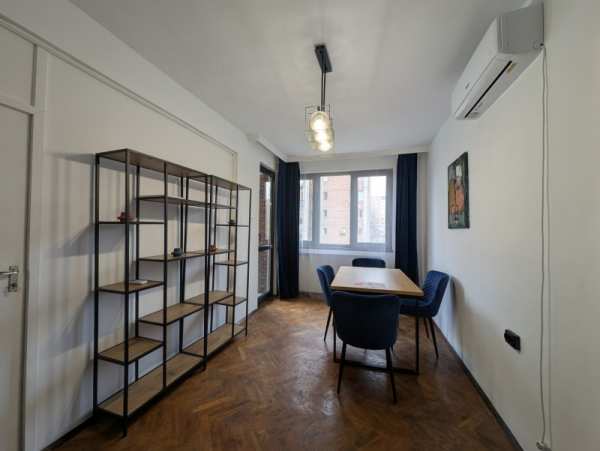 Дава под наем 3-стаен, гр. велико търново, център