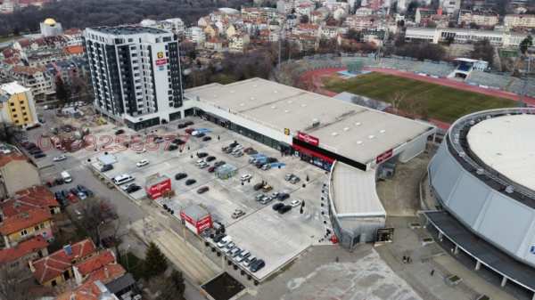 Дава под наем бизнес имот, гр. русе, център