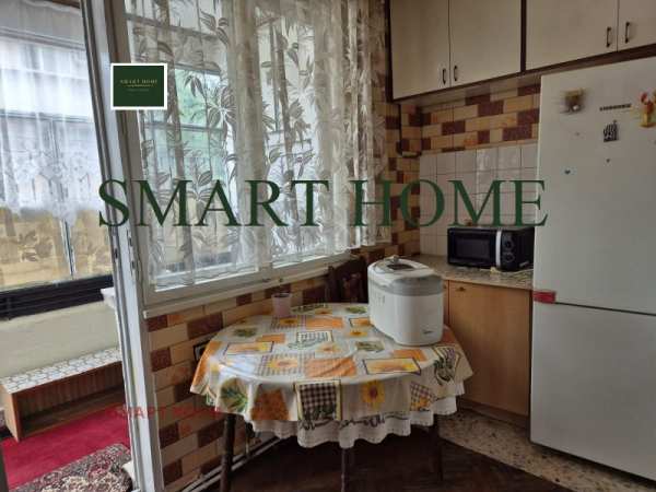 Дава под наем  многостаен град Велико Търново, Център
      100 кв.м