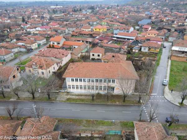 Дава под наем пром. помещение, гр. искър, област плевен