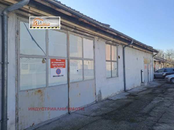 Дава под наем  склад град Пловдив, Индустриална зона - Север
      180 кв.м