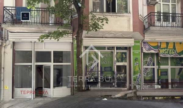 Дава под наем магазин, гр. пловдив, център