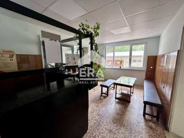 Дава под наем офис, гр. велико търново, център