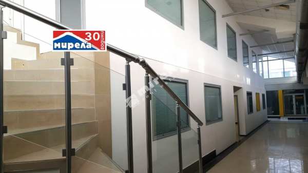 Дава под наем офис, гр. велико търново, център