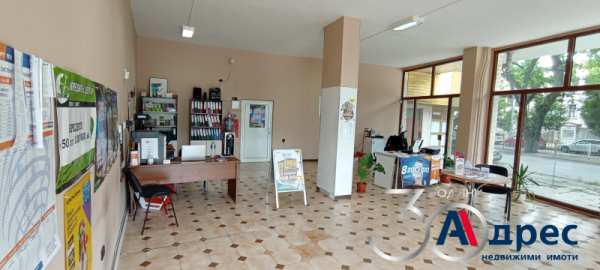 Дава под наем магазин, гр. шумен, център