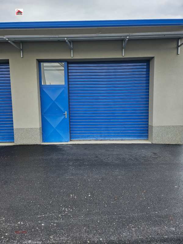 Дава под наем пром. помещение, гр. пазарджик, център