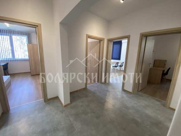 Дава под наем офис, гр. велико търново, център