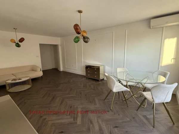 Дава под наем офис, гр. бургас, център