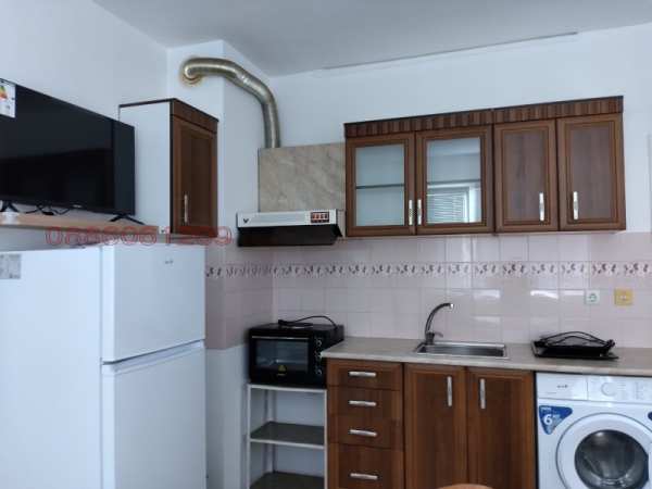 Дава под наем  2-стаен град Шумен, Болницата
      46 кв.м