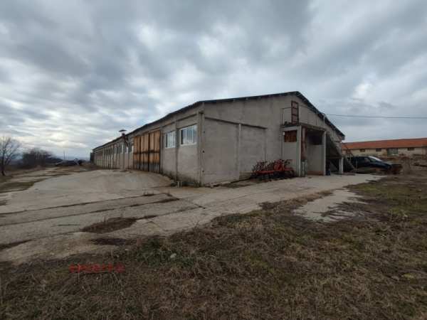 Дава под наем склад, с. богьовци, област софия област