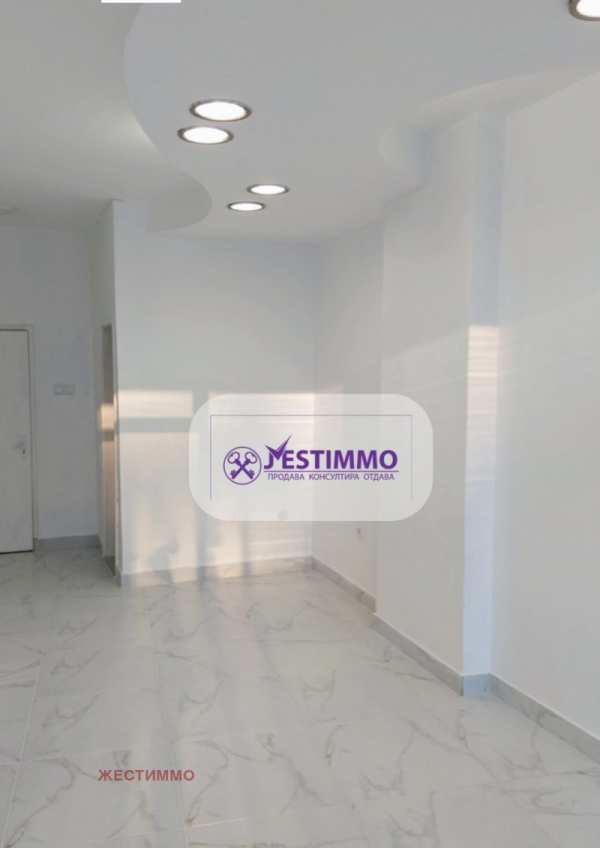 Дава под наем офис, гр. варна, център