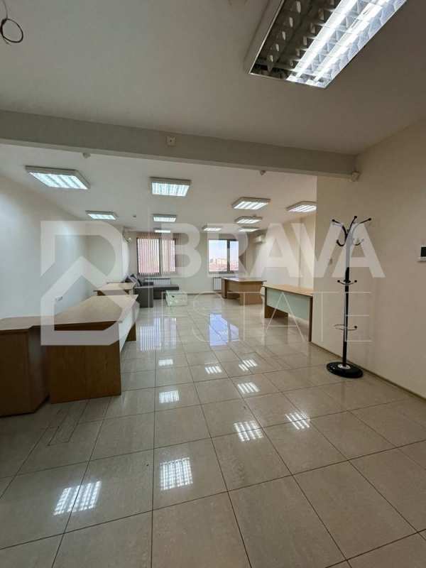 Дава под наем офис, гр. пловдив, христо смирненски