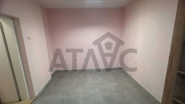 Дава под наем офис, гр. пловдив, център