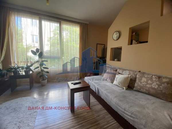 Дава под наем 2-стаен, гр. шумен, център